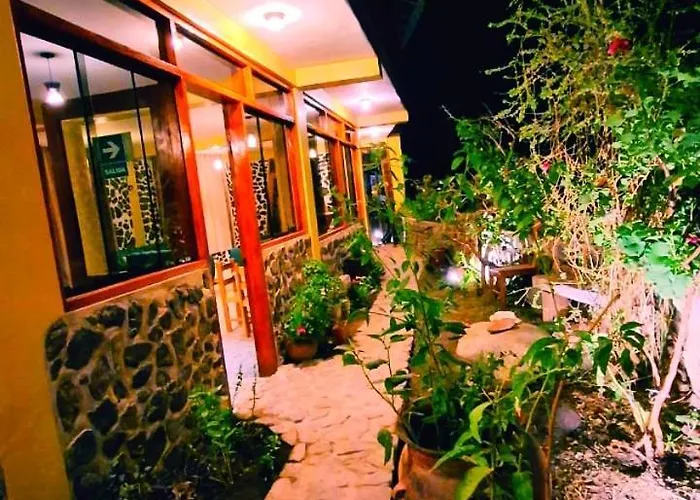 Sara Garden Hotel *